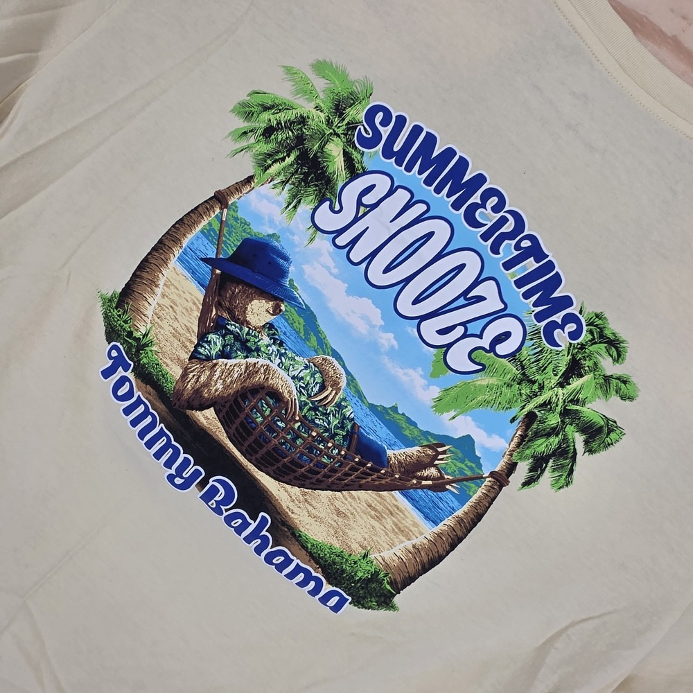 Tommy Bahama T Shirt Men XL Yellow Summer Beach Graphic Crew Neck Tagless Cotton